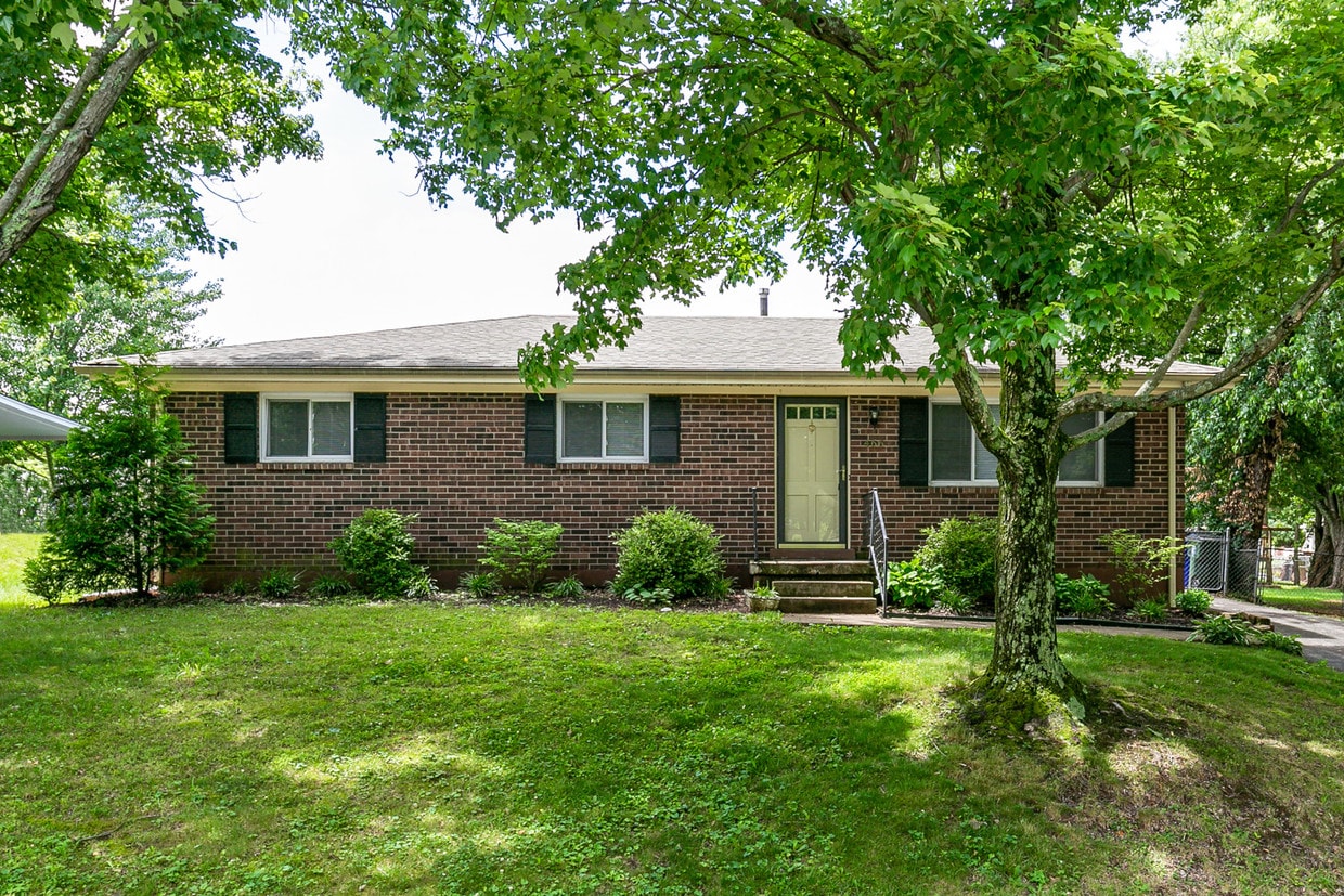 466 Potomac Dr, Lexington, KY 40503 House Rental in Lexington, KY