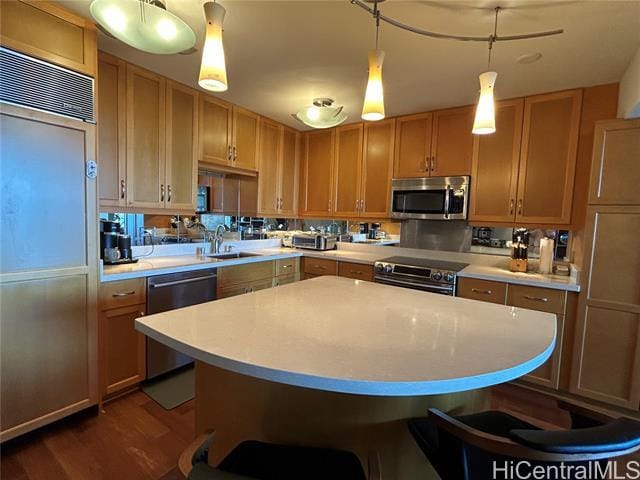 Building Photo - 1296 Kapiolani Blvd