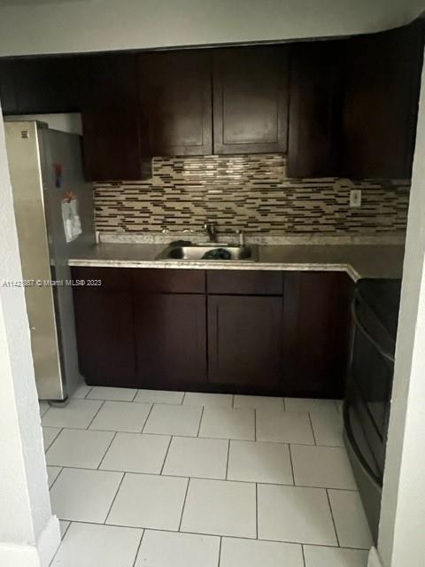 Building Photo - 21301 NW 37th Ave