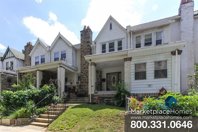 Building Photo - 3 br, 1 bath House - 328 Kingston Rd