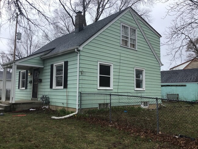 Building Photo - 5419 N 57th St