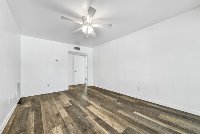 Foto del edificio - 123 The Strand