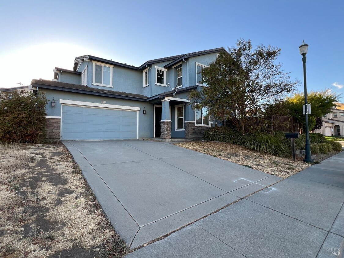Foto principal - 5133 Fowler Ln