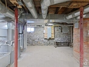 Building Photo - 2944 Mohawk St