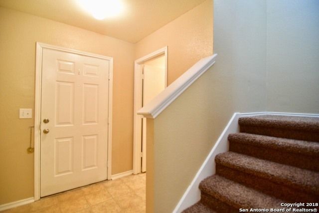 Building Photo - 6723 WALNUT VALLEY DR