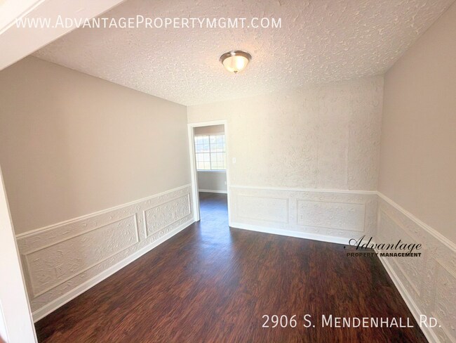 Foto del edificio - 2906 S Mendenhall Rd