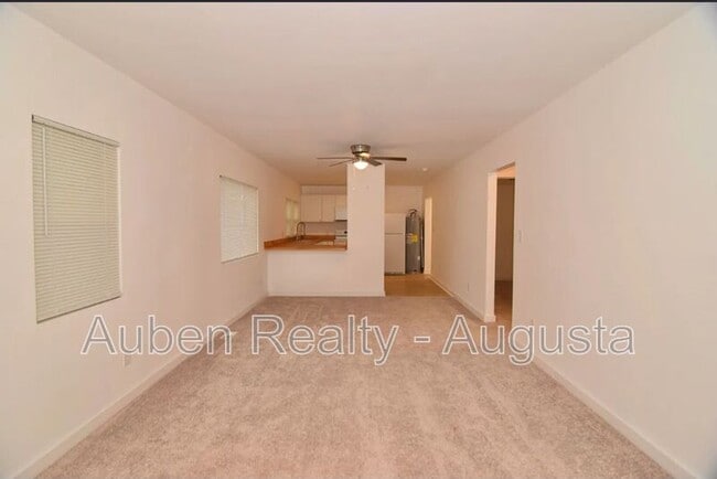 Foto del edificio - 601 Jefferson Dr