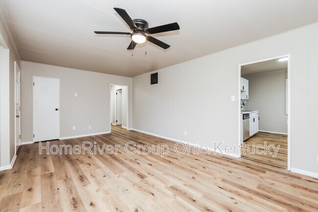 Foto del edificio - 2981 Kerwood Dr