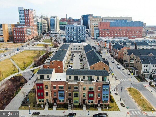 Foto del edificio - 1805 E Chase St