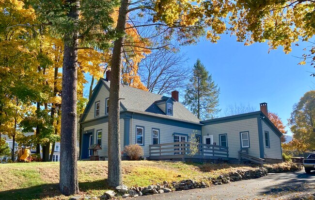Side View - 337 Commercial St