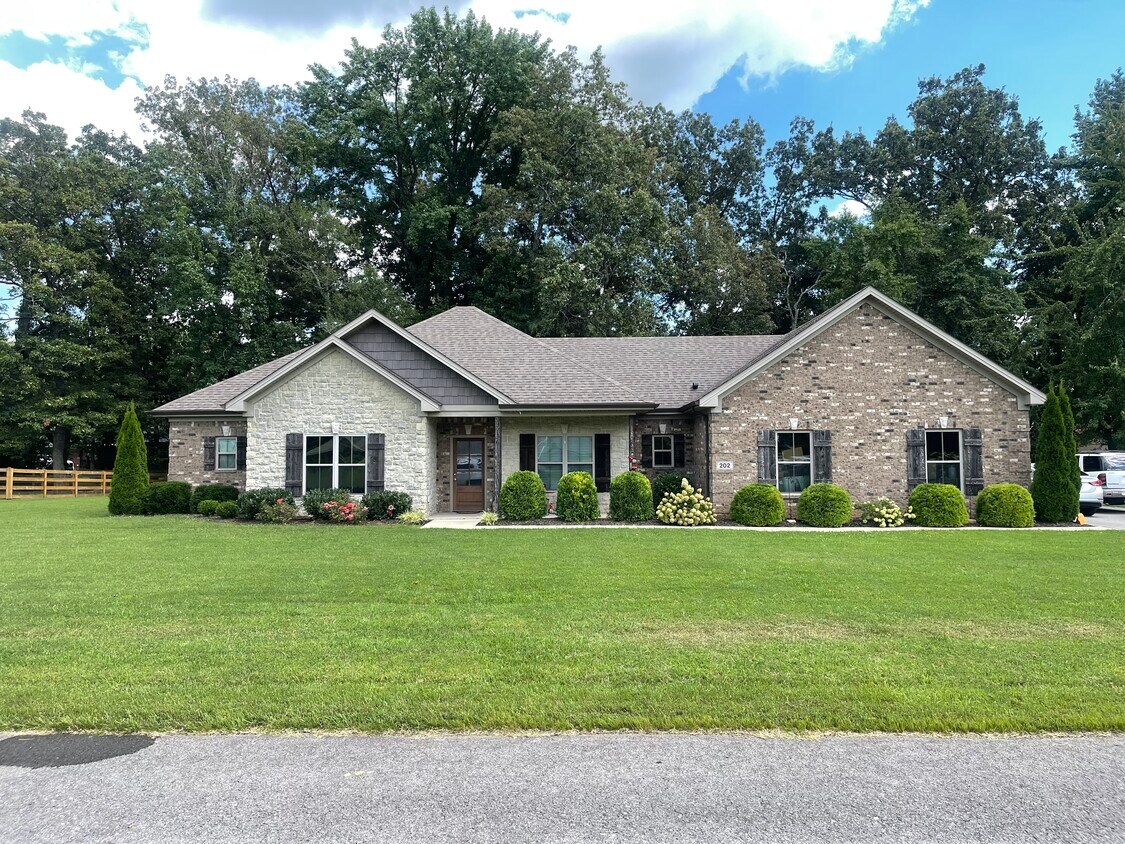 Foto principal - 202 Poplar St