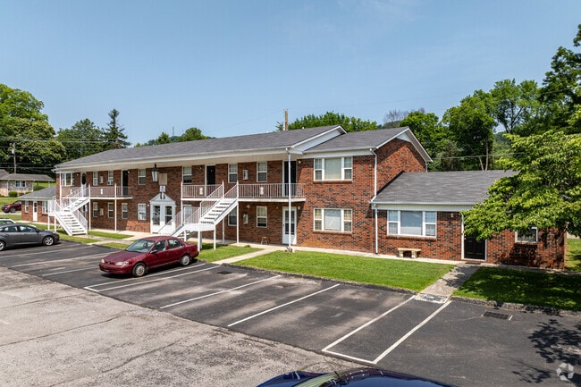 Building Photo - East Court Apartments