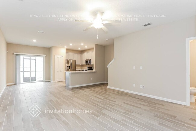 Foto del edificio - 1335 Grassland Ave