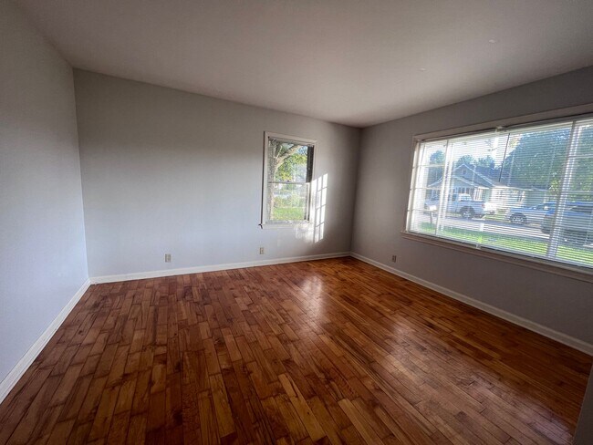 Foto del edificio - 7690 Fase St SE
