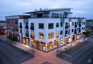 Building Photo - 138 E Street