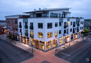 Building Photo - 138 E Street