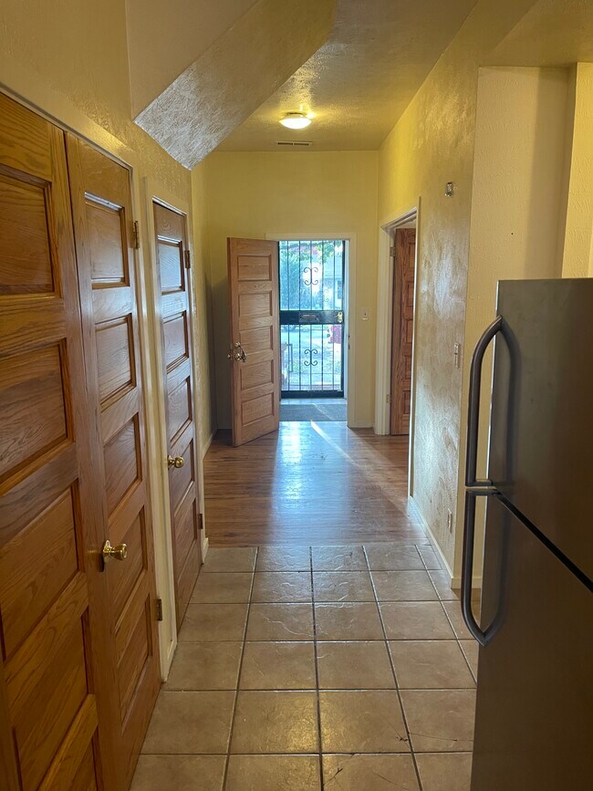 2304 N Williams St Unit 1, Denver, CO 80205 Apartments in Denver, CO