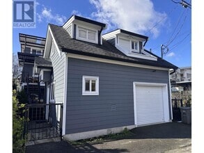 Building Photo - 31XX E 16th Ave