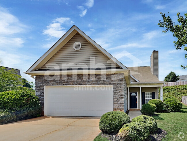 Building Photo - 10 Swenson Ct