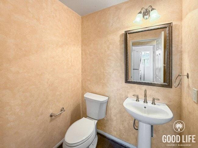 Building Photo - Great 3B/3.5BA Townhome in 4S Ranch!