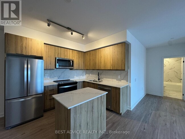 Building Photo - 56 Lakeside Ter