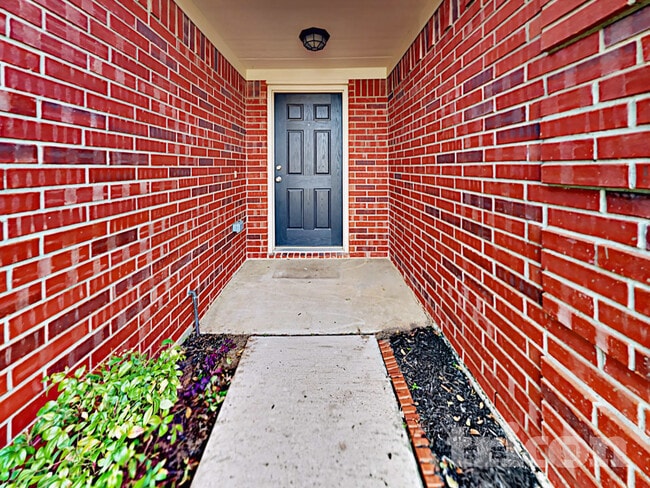 Building Photo - 7228 Retriever Ln