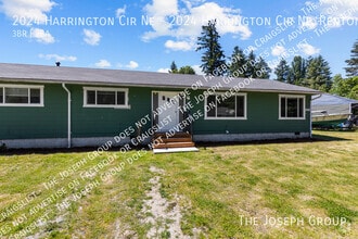 Building Photo - 2024 Harrington Cir NE