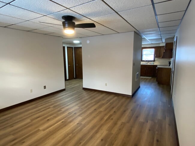 Building Photo - 113 Findley Ave