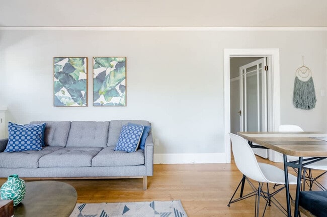 Foto del edificio - 5016 NE 29th Ave