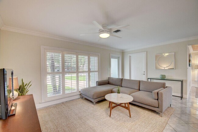 Foto del edificio - 774 SW 7th St