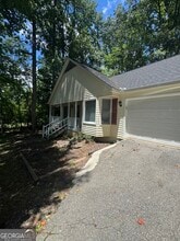 Building Photo - 571 Gold Ridge Rd
