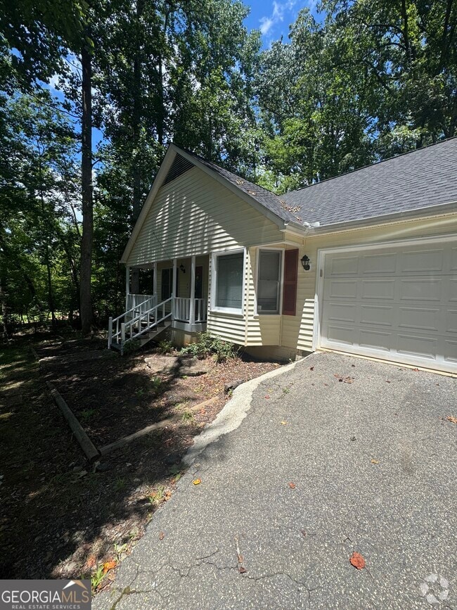 Building Photo - 571 Gold Ridge Rd