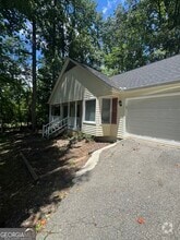 Building Photo - 571 Gold Ridge Rd