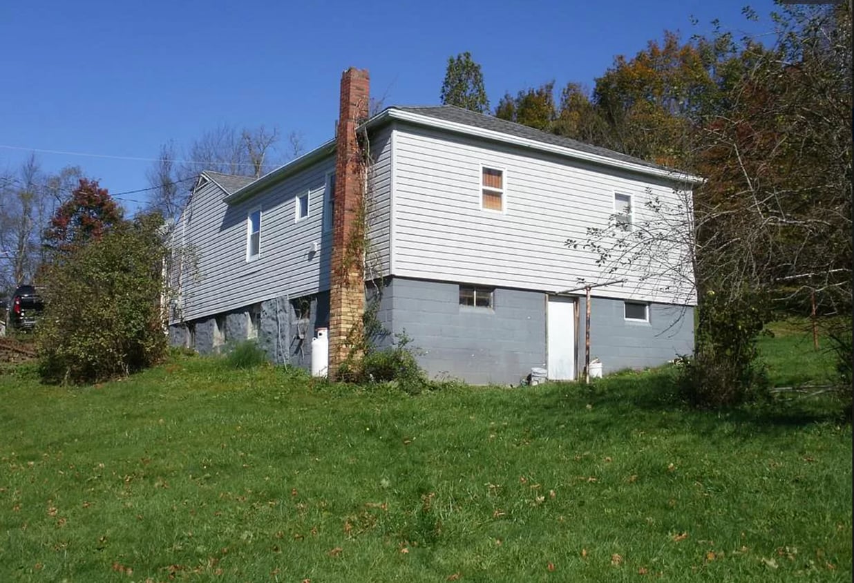 919 Sunshine Ave, Central City, PA 15926 House Rental in Central City