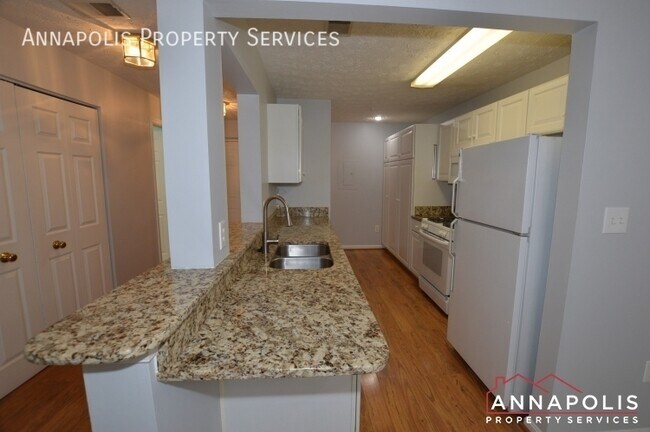 Foto del edificio - 653 burtons cove way #12