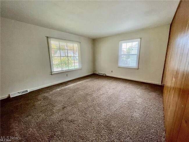 Foto del edificio - 1765 Beechwood St NE