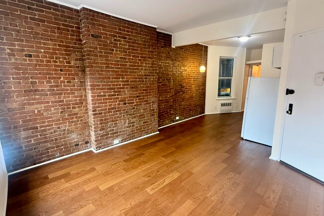 Photo - 2274 Broadway Apartment