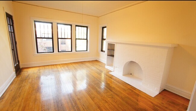 Building Photo - 2522 N Kedzie Blvd