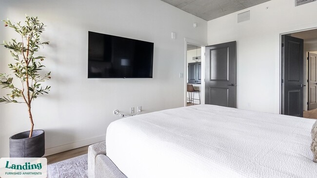 Building Photo - 221 Main St N