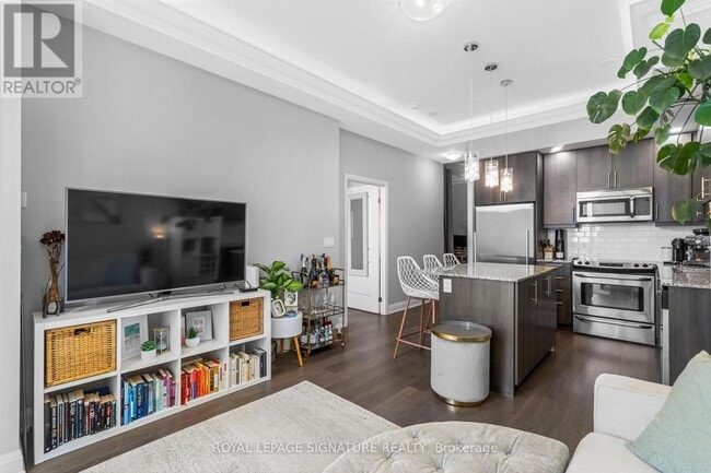 Building Photo - 35-1235 Fontenay Ct