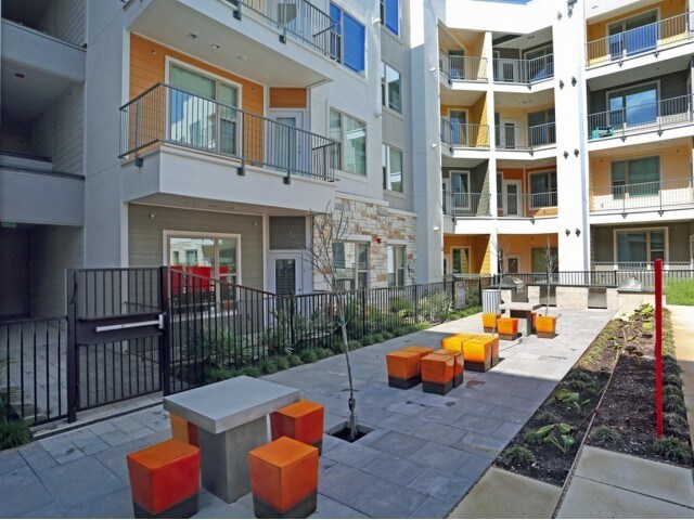 Eastside Station Apartments Austin Tx Building Photo Eastside Station