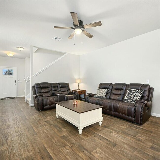 Building Photo - 324 Sandhill Piper St