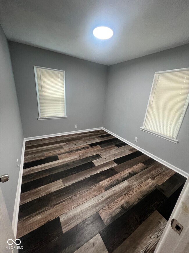 Foto del edificio - 3290 Ralston Ave