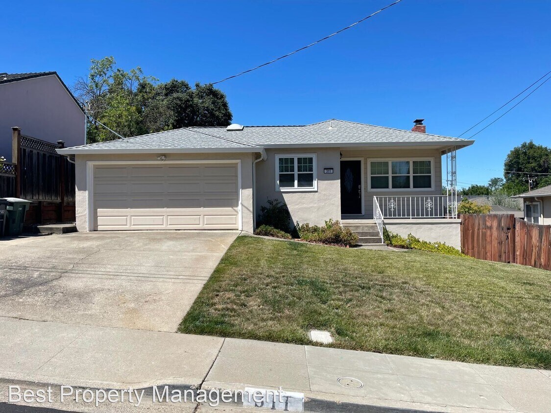 Primary Photo - 3 br, 2 bath House - 311 Amador Ct