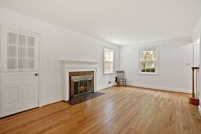 Building Photo - 5307 Baltimore Ave