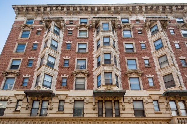 Building Photo - Empire