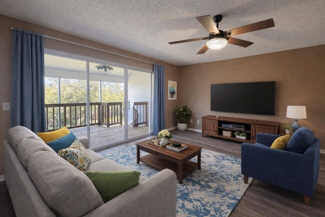 Building Photo - 3BR 3BA Townhome w/ Beach View +  Pool + Updated Kitchen + Balcony/Patio in Hidden Harbour