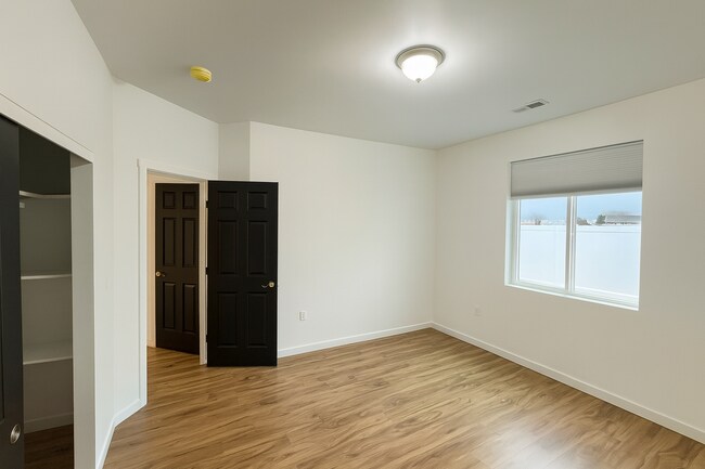 Dormitorio 2 - 119 Grant Dr