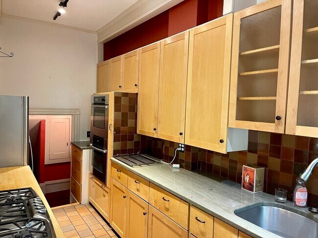 Foto del edificio - 242 Walnut St