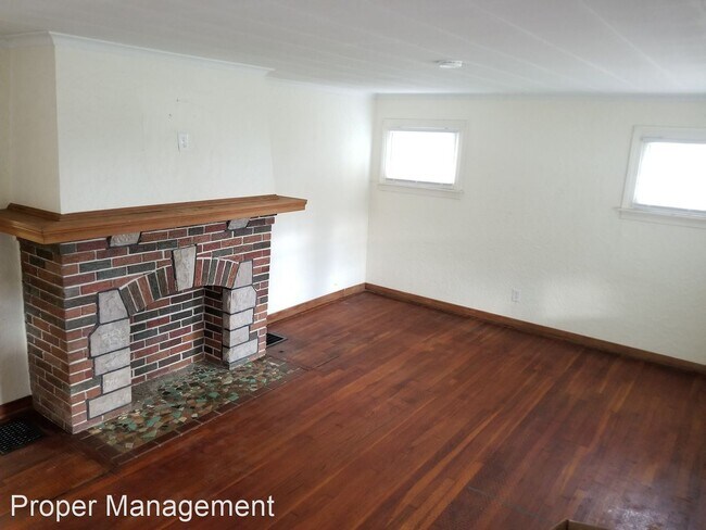 Building Photo - 5 br, 2.5 bath House - 71 West Bruce Avenue